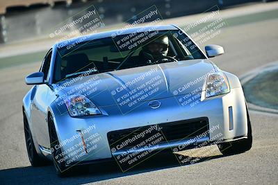 media/Dec-13-2025-Extreme Speed (Sat) [[d129ecb0b9]]/Beginner/Session 3 (Turn 5)/